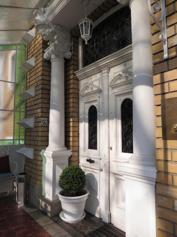 Hotel Kronprinzen Königswinter Eksteriør bilde